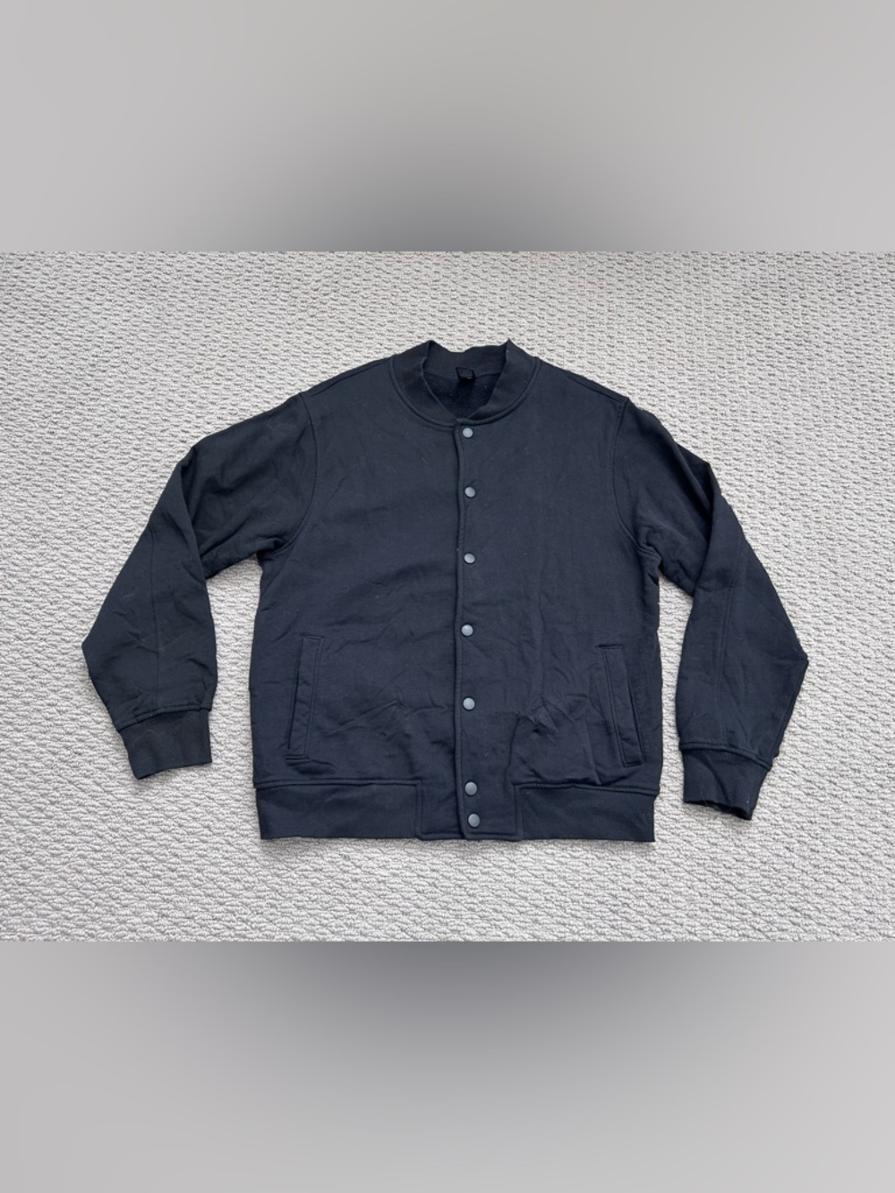 Cory Vines Mens Bomber Jacket Sweatshirt
Snap
Fleece
Varsity Style
Black
Small